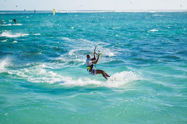 Séjour kitesurf tout compris : vivez l'excellence au vent